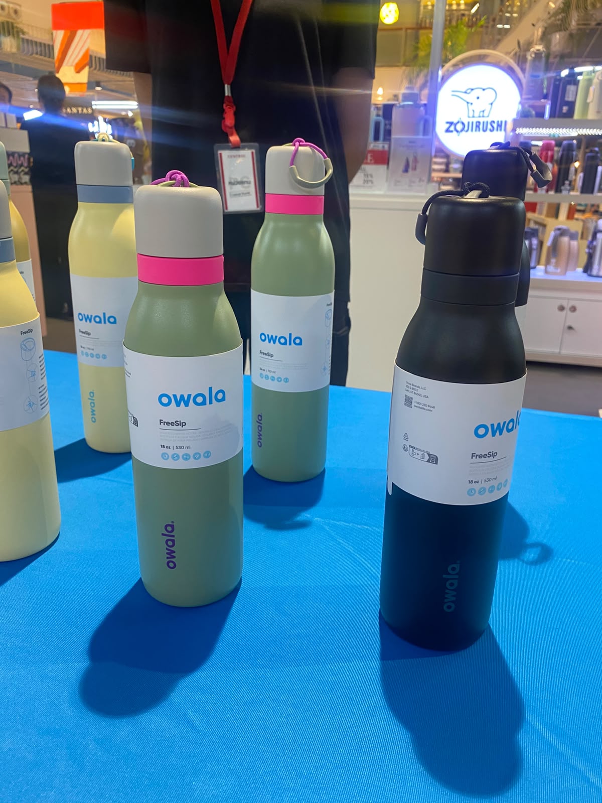 Owala FreeSip Insulated Stainless Steel Water Bottle / Botol Minum Termos Premium
