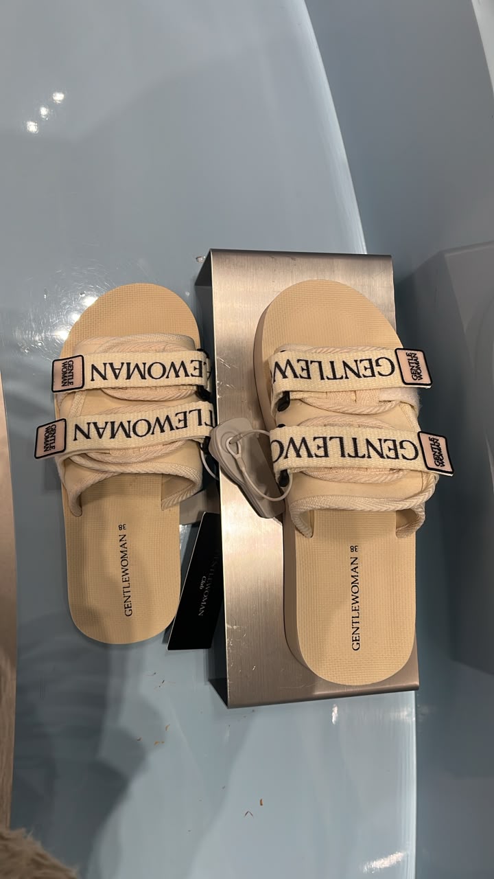 Gentle Woman Canvas Strap Slides Cream / Beige